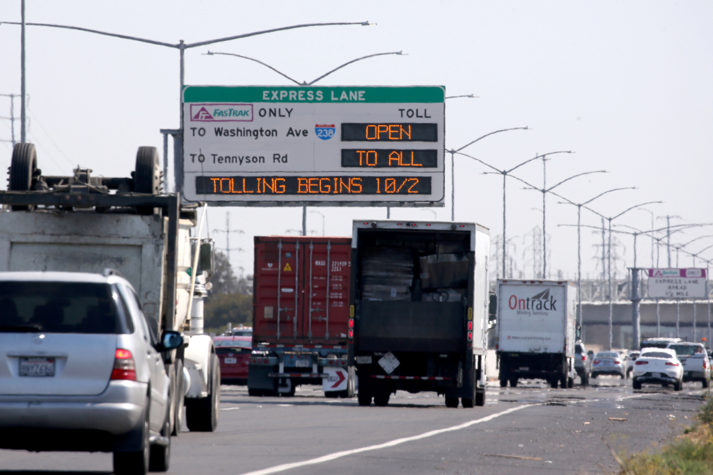 Coronavirus economy: Bay Area recovery is one of nation’s
most feeble 1