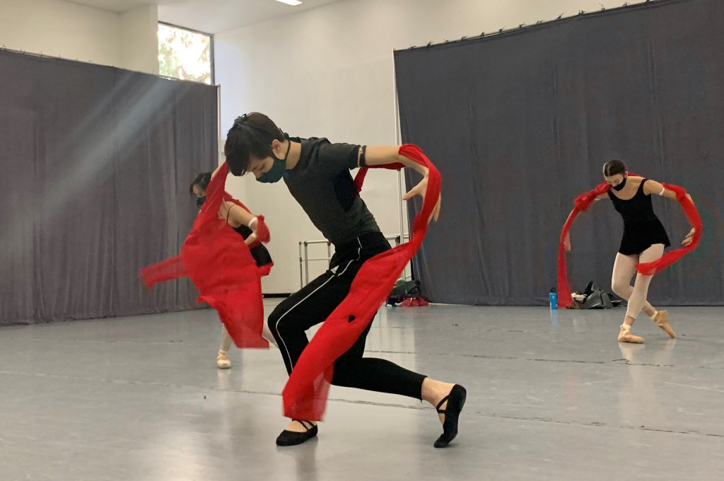 Tutus and masks: San Jose’s New Ballet comes back to life
with livestream 1