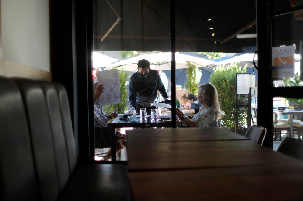 Santa Clara, Alameda counties reach ‘orange’ coronavirus
tier: Here’s when indoor dining could resume 1