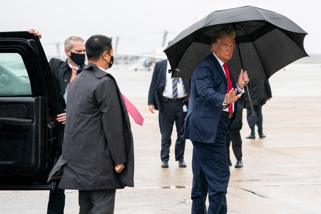 Trump tested negative for coronavirus on consecutive days,
doctor says 1