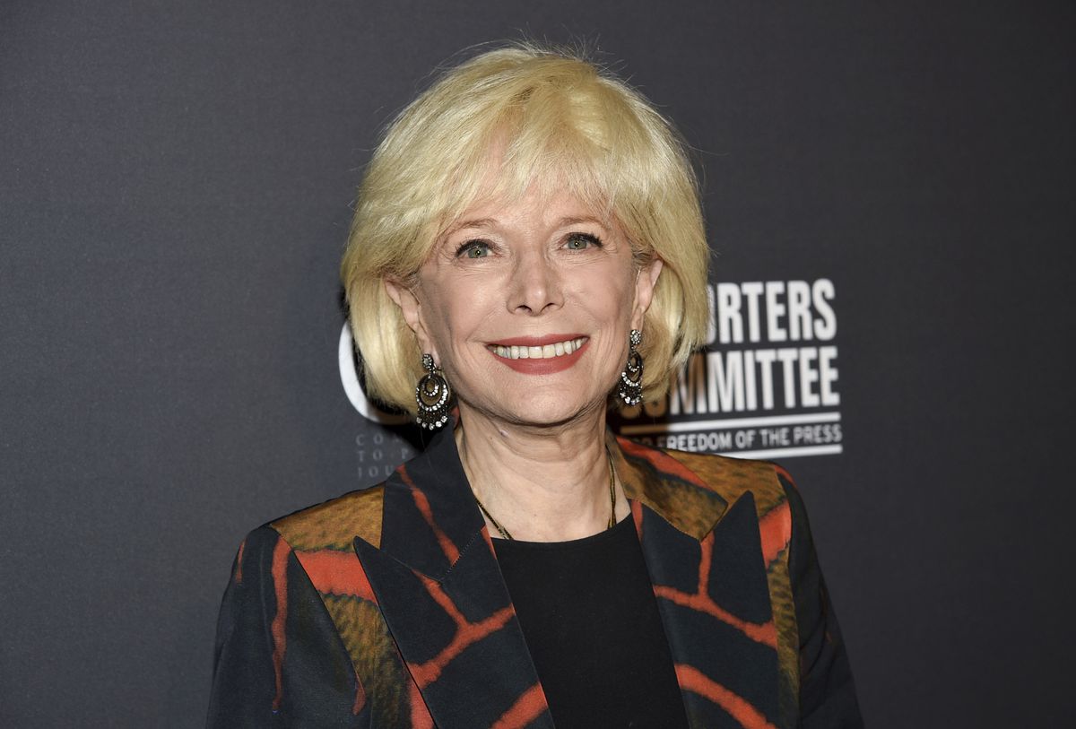 Trump outs ‘60 Minutes’ host Lesley Stahl for going
mask-less at the White House, then threatens to air their interview
early 1