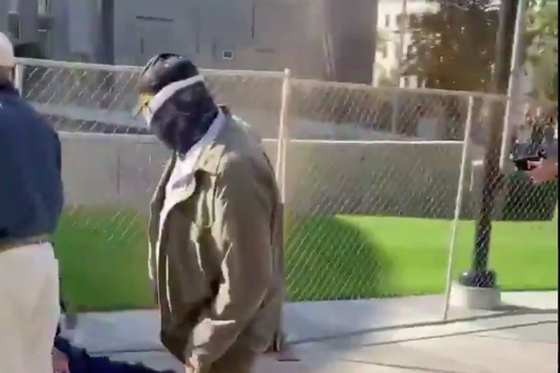 BREAKING: One Shot and Killed at Dueling Black Lives Matter
and Pro-Police Protests in Denver 1