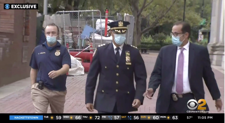 Latino Officers Association Slams de Blasio After
High-Ranking Cop Retires 1