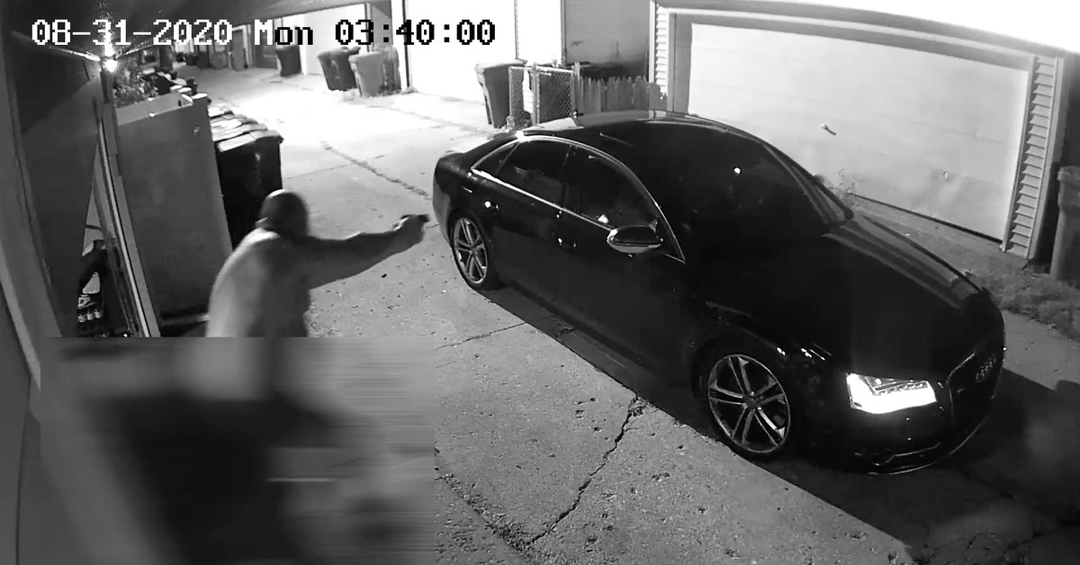 COPA releases video, audio in 3 incidents of off-duty
officers firing at suspects 1