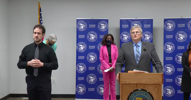 Cook County tosses ‘lifeline’ to needy residents, opening
housing voucher waiting list for first time since 2001 1