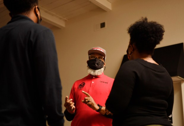 Denver’s first Black-owned gun club opens as more African
Americans buy firearms amid pandemic, racial tension 1