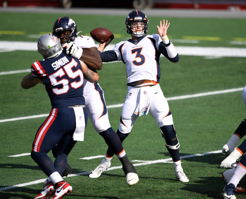 WATCH: Broncos’ Drew Lock connects on 35-yd pass to Tim
Patrick against Patriots 1