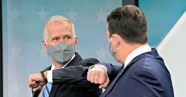 Sen. Thom Tillis Contracted the Coronavirus Despite Wearing
a Mask at SCOTUS Rose Garden Event 1
