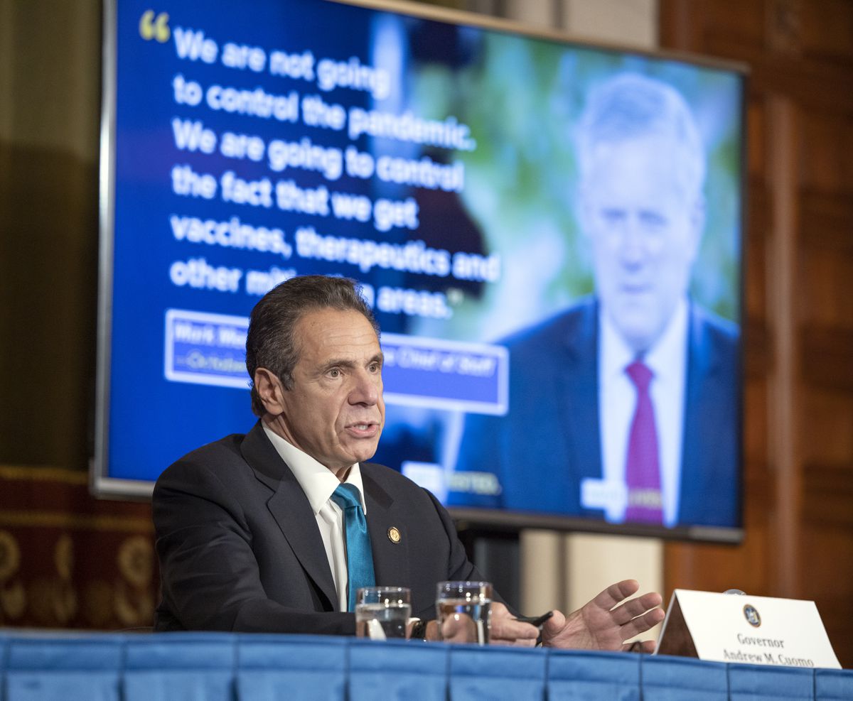 Cuomo reaches deal to reopen schools in coronavirus hot
spots, slams White House vaccine plan 1 Cuomo reaches deal to reopen schools in coronavirus hot
spots, slams White House vaccine plan 1