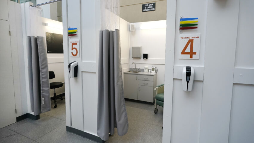 Coronavirus testing site opens at Boston's Logan
Airport 1
