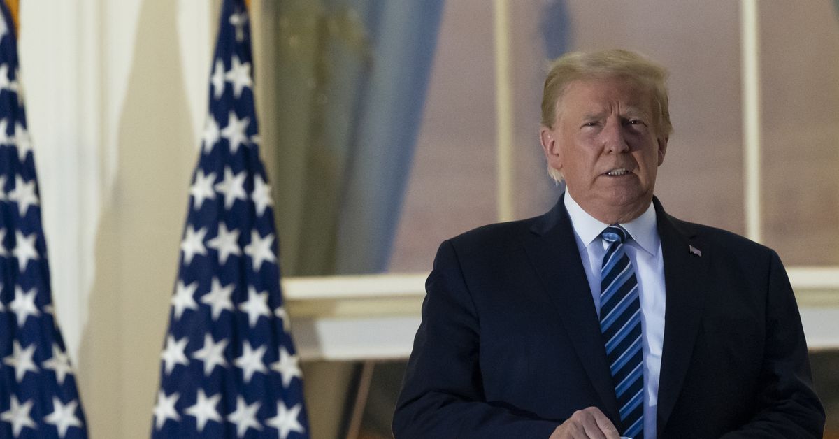 A reckless Trump puts everyone around him at risk while he
recovers from COVID-19 1