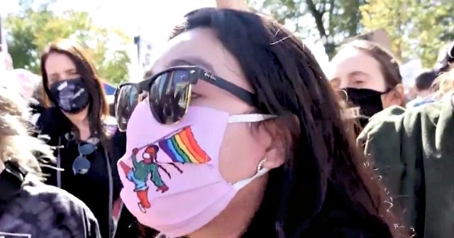 Women's March Protester Told 50% of Aborted Babies Are
'Women', Responds: 'Who Gives a Sh*t!' 1