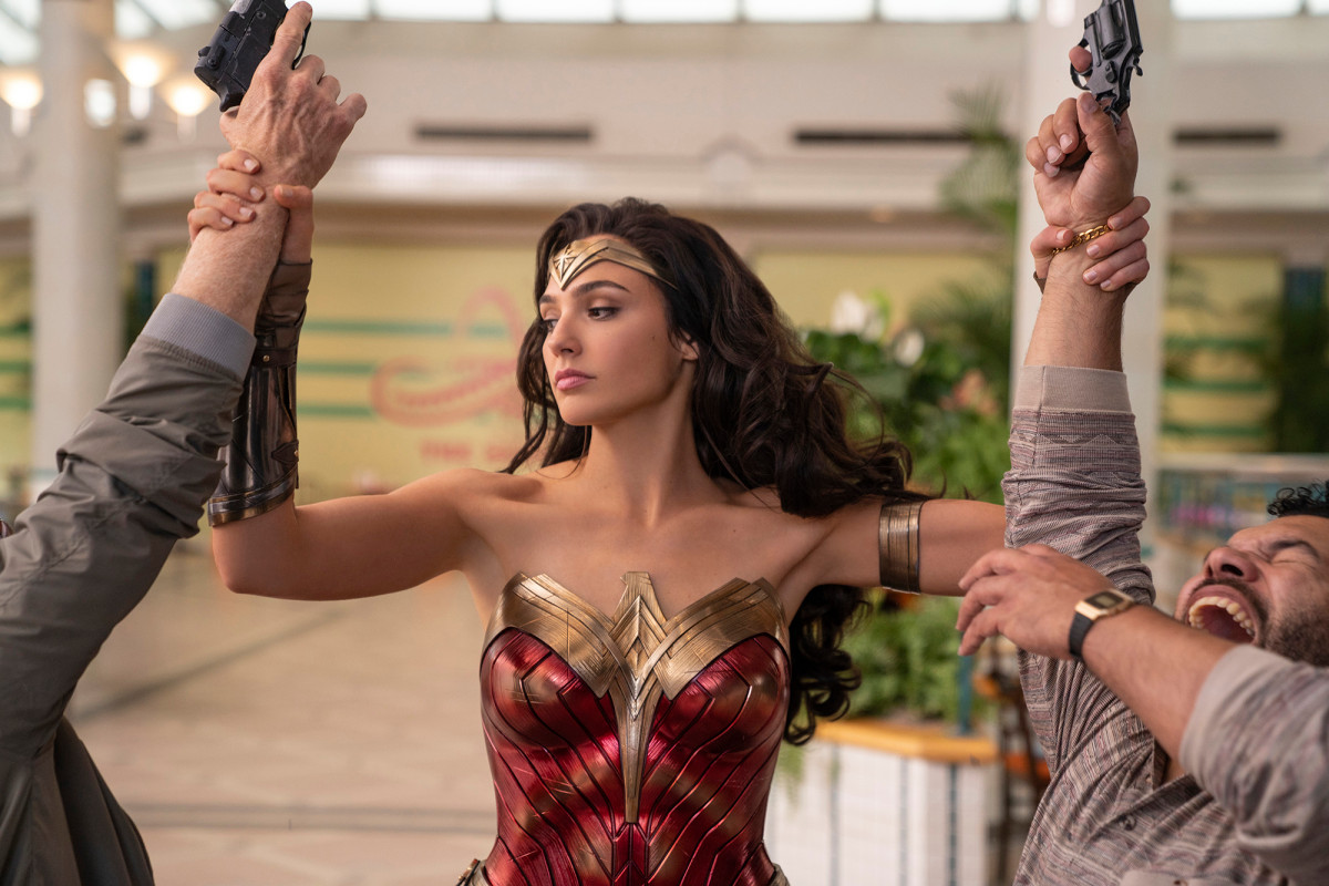 Analysts expect NYC and LA to reopen movie theaters this
year 1