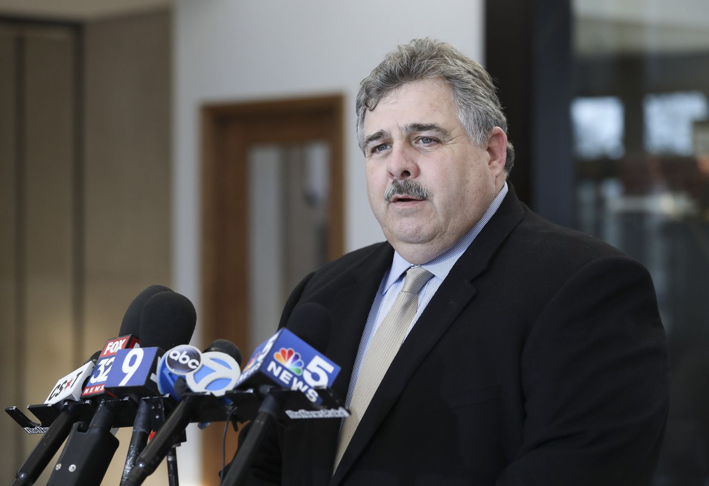 Ex-FOP leader, suspecting politics at play, gets 3-year
suspension from Chicago police union for use of camera in rival’s
office 1 Ex-FOP leader, suspecting politics at play, gets 3-year
suspension from Chicago police union for use of camera in rival’s
office 1