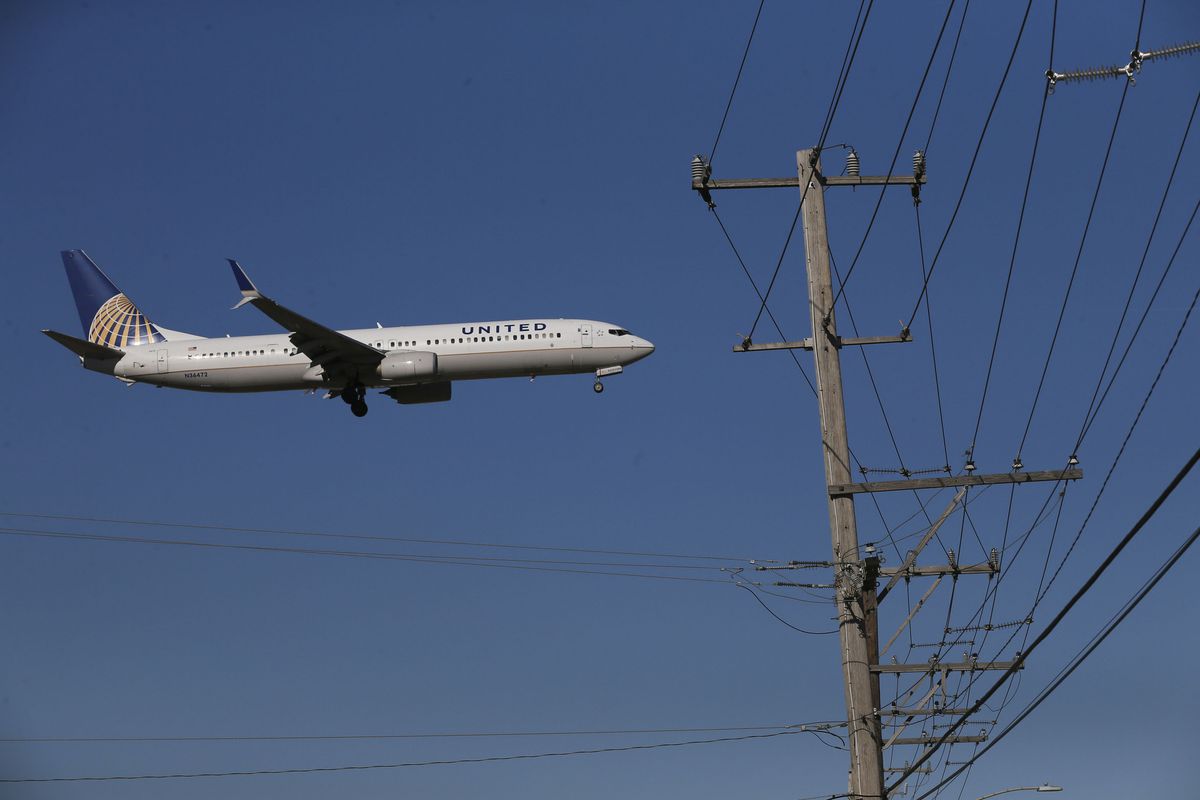 New O’Hare runway, set to open Nov. 5, will send arriving
flights over southern Park Ridge, city says 1