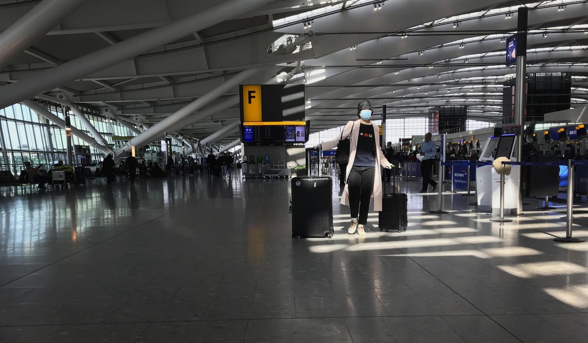 Hard hit by virus, airlines push for tests over
quarantines 1
