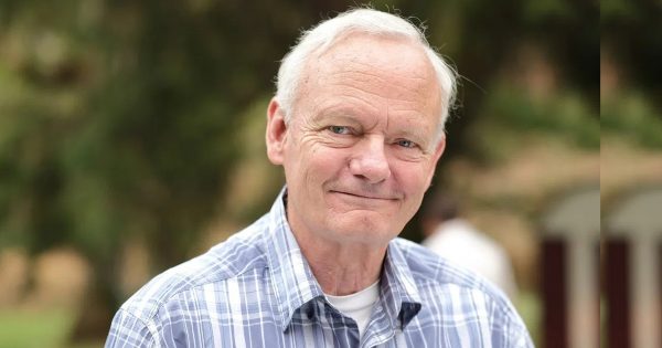 Listen to the scientists? Here's a real one running for
office 1