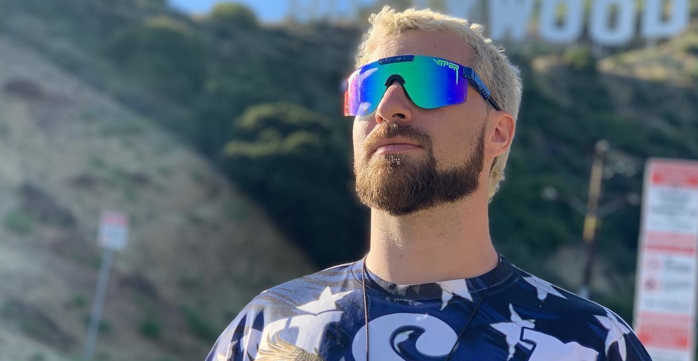 WATCH: Baked Alaska Responds To Controversy Over His
Anti-Mask Stance 1