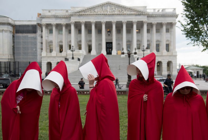 People Across U.S. Wear 'Handmaid's Tale' Cloaks to Protest
Amy Coney Barrett's Supreme Court Nomination 1
