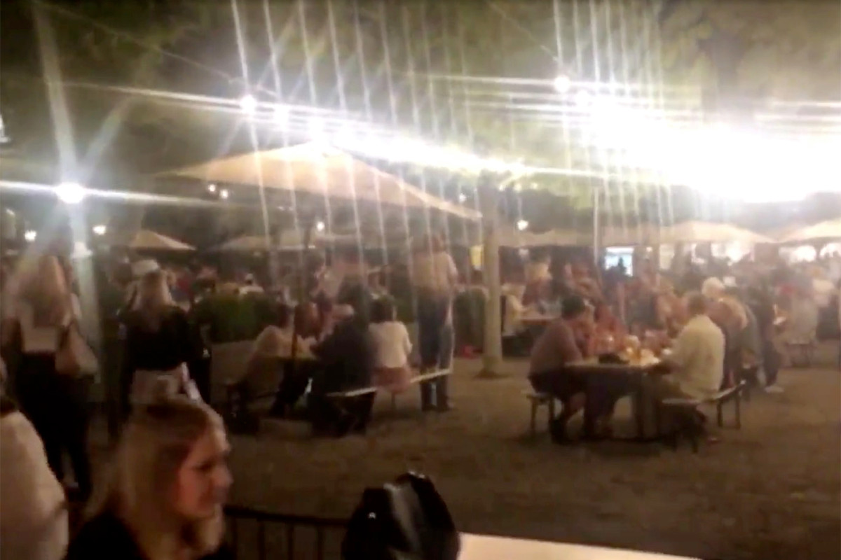 Coronavirus cases linked to beer fest in North Carolina,
attendees urged to get tested 1