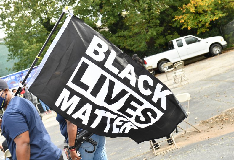 Voter Denied Access to Polling Location for Wearing Black
Lives Matter Face Mask 1