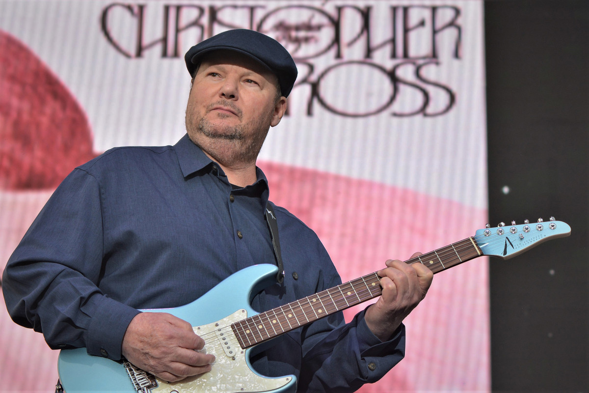 Grammy winner Christopher Cross reveals COVID-19 nearly
killed him 1