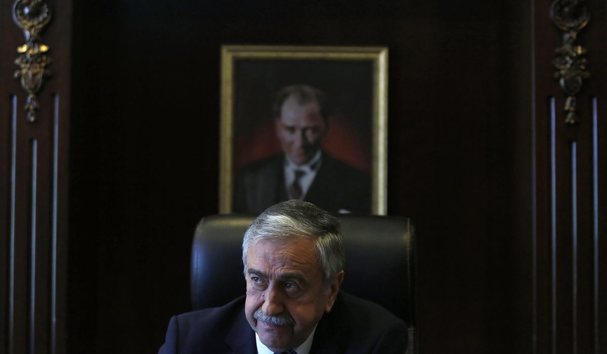 Turkish Cypriots choose leader as Cyprus talks reboot
looms 1