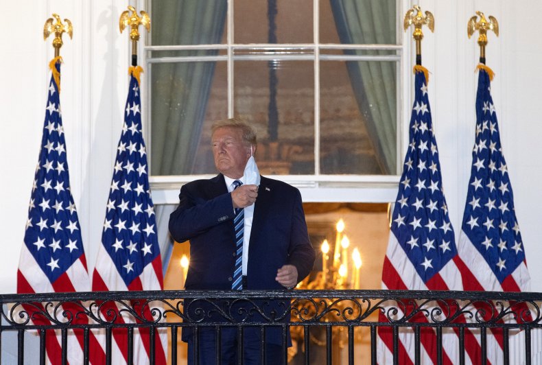 Trump to Go Ahead With 'Law and Order' Protest Amid D.C.
Mayor's Ban on 'Mass Gatherings' 1