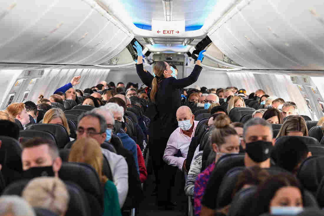 Do Masks Really Cut Your Risk of Catching COVID-19 On Long
Plane Flights? 1