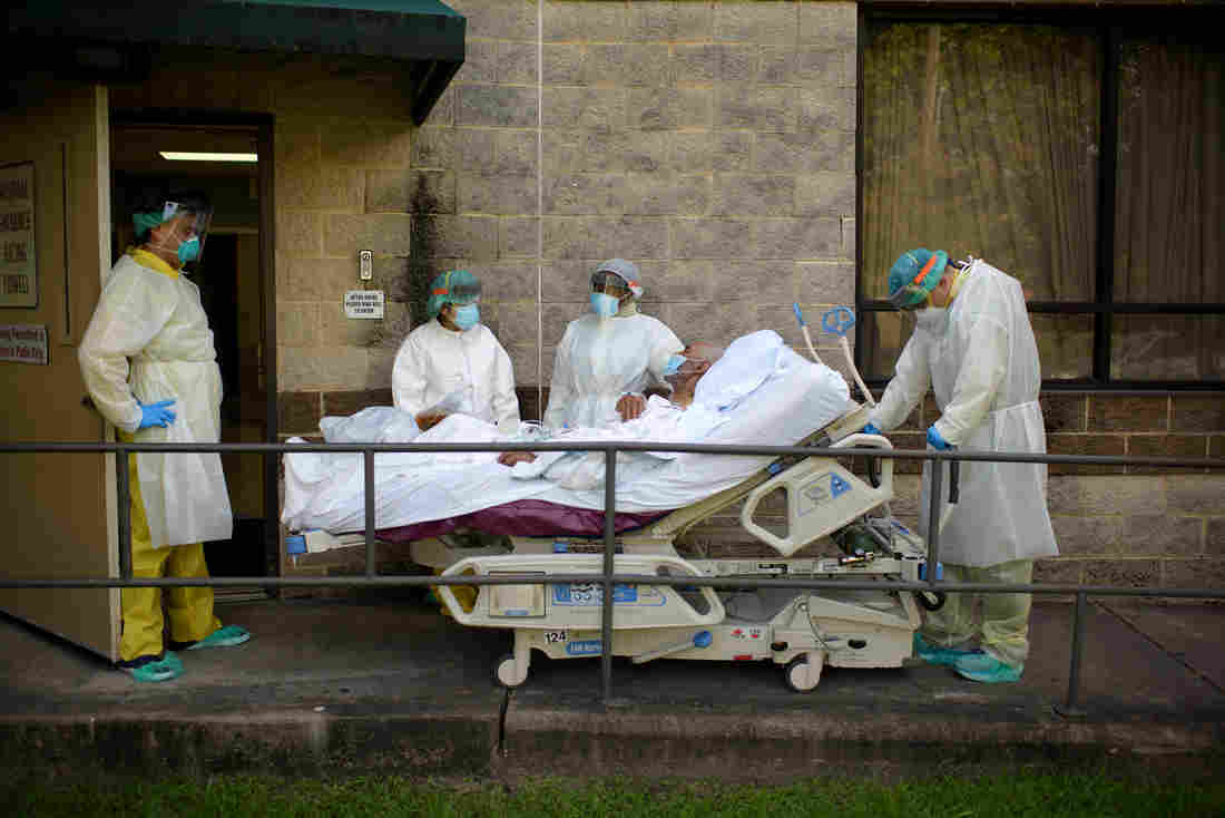 How Bad Will Coronavirus Be This Winter? Model Projects
170,000 More U.S. Deaths 1