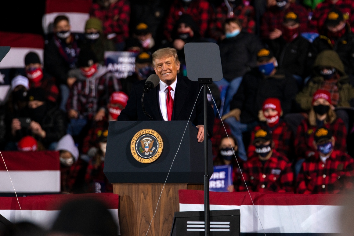 Coronavirus-ravaged Wisconsin sweats Trump rallies 1