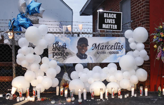 Officer didn't turn body camera on during fatal shooting of
Black teen 1