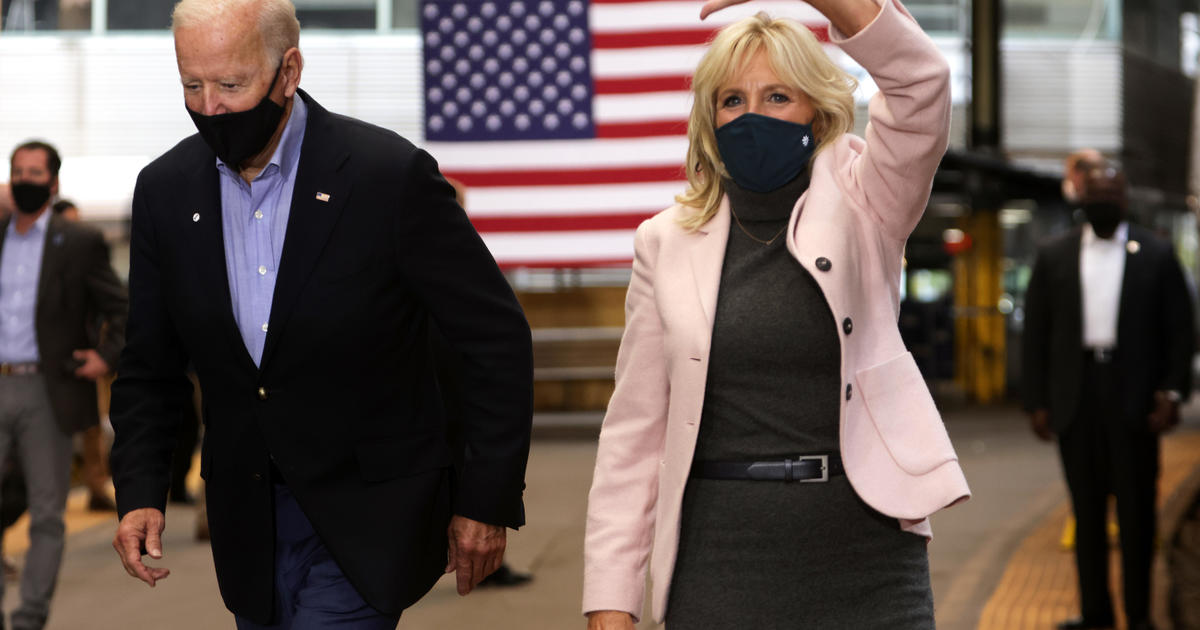 Joe and Jill Biden test negative for COVID-19, doctor
says 1