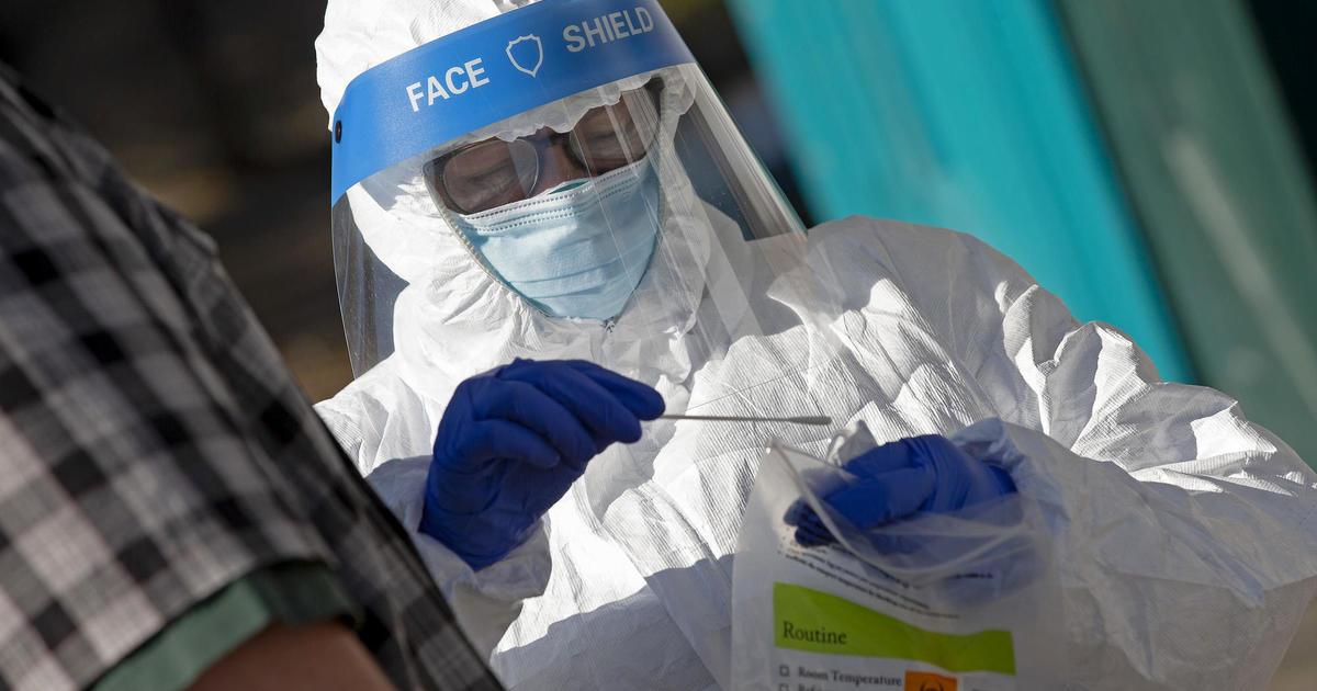 As global infections pass 40 million, the COVID-19 fight
goes local 1