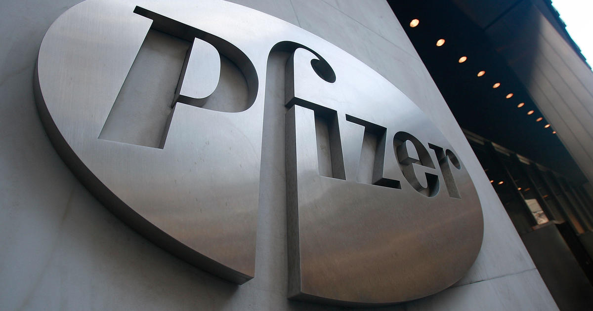 Pfizer to seek OK for COVID-19 vaccine in November 1