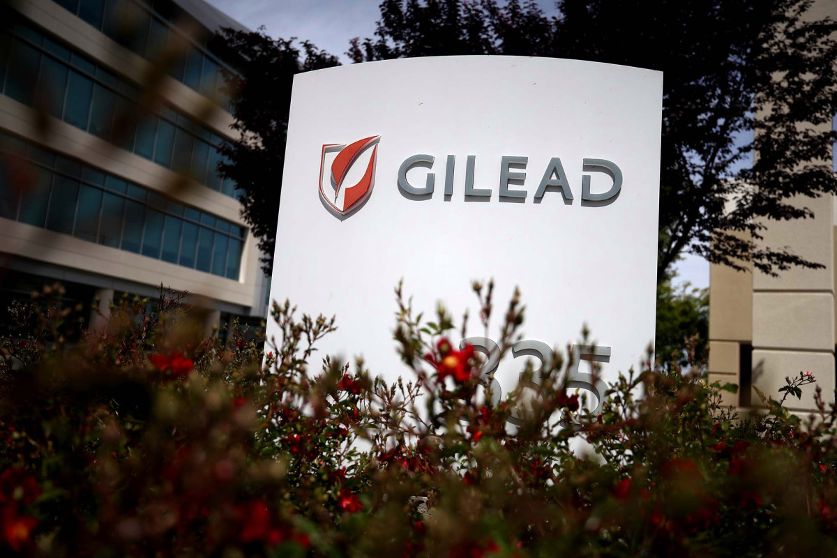 Feds end study trying to treat COVID-19 with Eli Lilly
antibody, remdesivir 1
