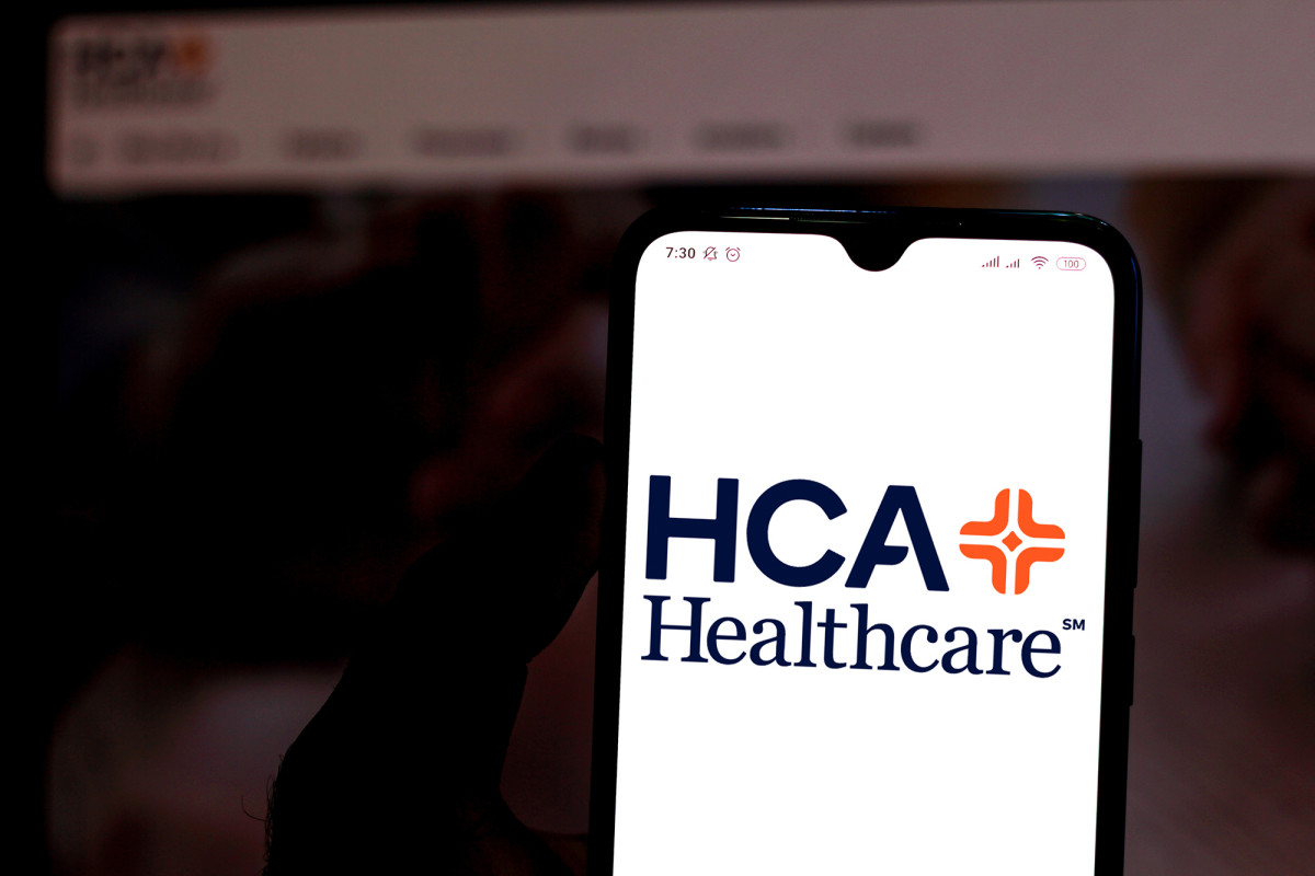 Hospital chain HCA Healthcare to pay back $6 billion in
coronavirus aid 1