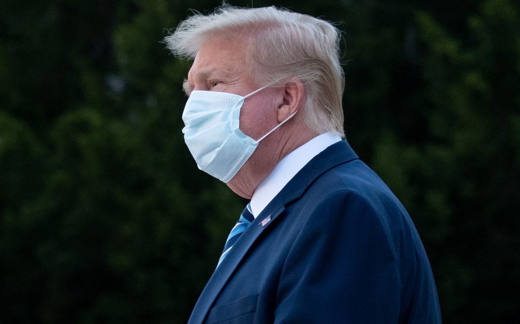 Donald Trump appears to blame Gold Star families for
coronavirus infection 1