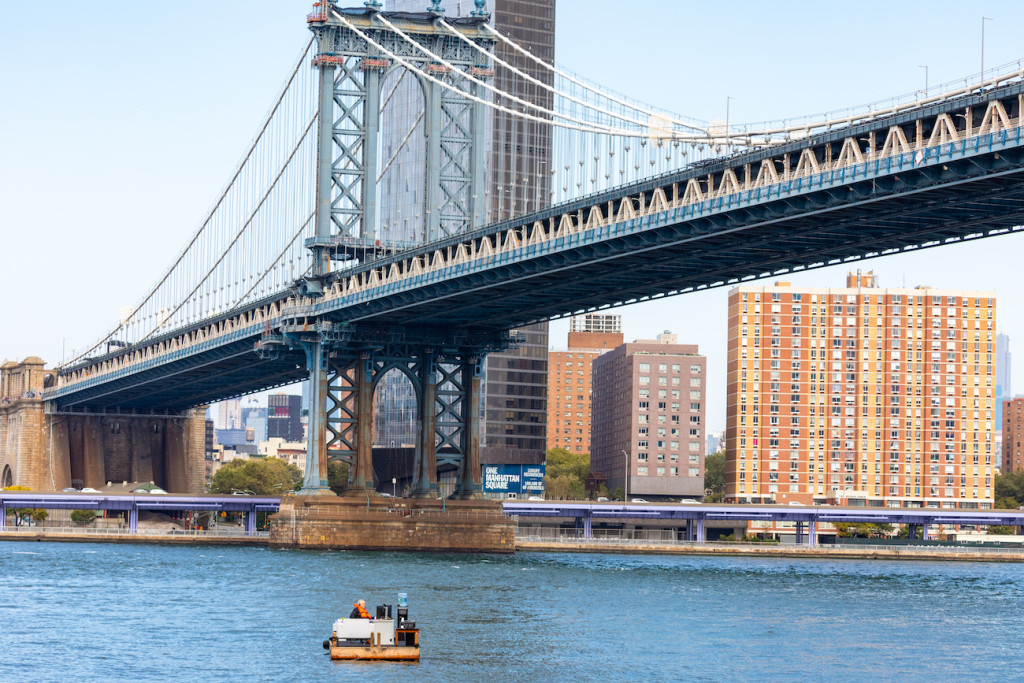 NYC’s most socially distanced office is this desk in the
East River 1