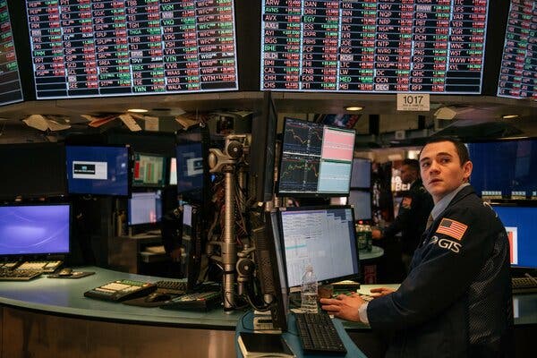 As Coronavirus Spread, Reports of Trump Administration’s
Private Briefings Fueled Stock Sell-Off 1
