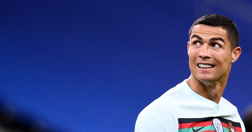 Cristiano Ronaldo Tests Positive for Coronavirus 1