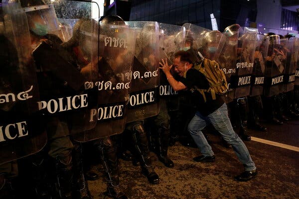 Thailand Steps Up Response as Antigovernment Protests
Escalate 1