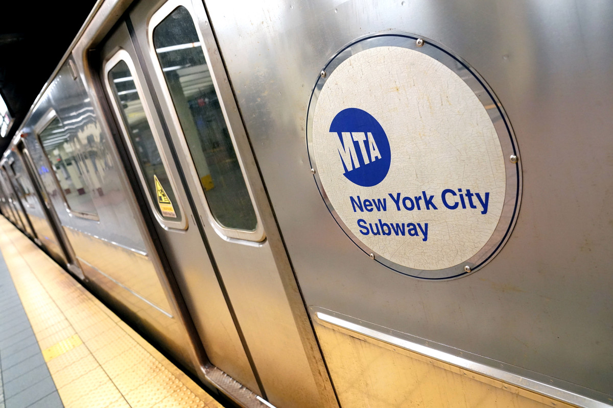 MTA offloading satellite offices to help plug $12B COVID-19
budget hole 1