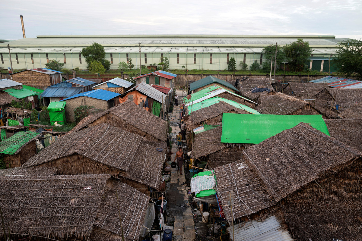 ‘Eating rats’: Myanmar’s second lockdown drives hunger in
city slums 1