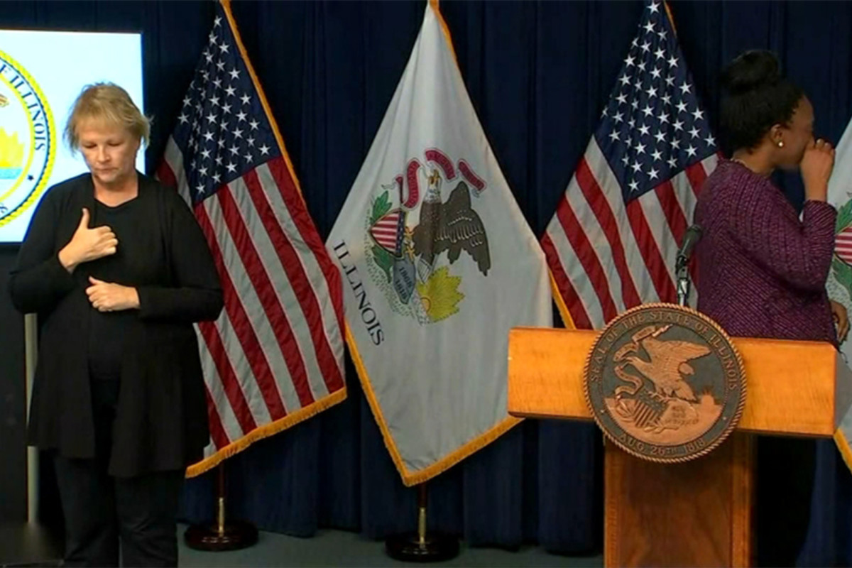 Top health official in Illinois breaks down announcing
COVID-19 deaths 1