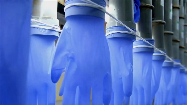 Wealthier hospitals stockpiling N95 masks leave nursing
homes scrambling 1