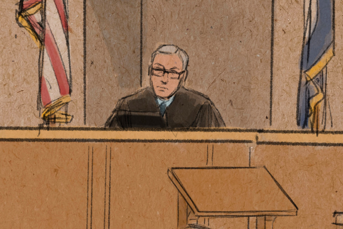 Minnesota judge allows 2019 arrest video at George Floyd
murder trial 1