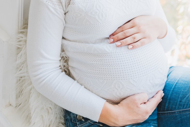 Newborn Tests Negative After First-Time Mother Gets COVID-19
Ahead of Due Date 1