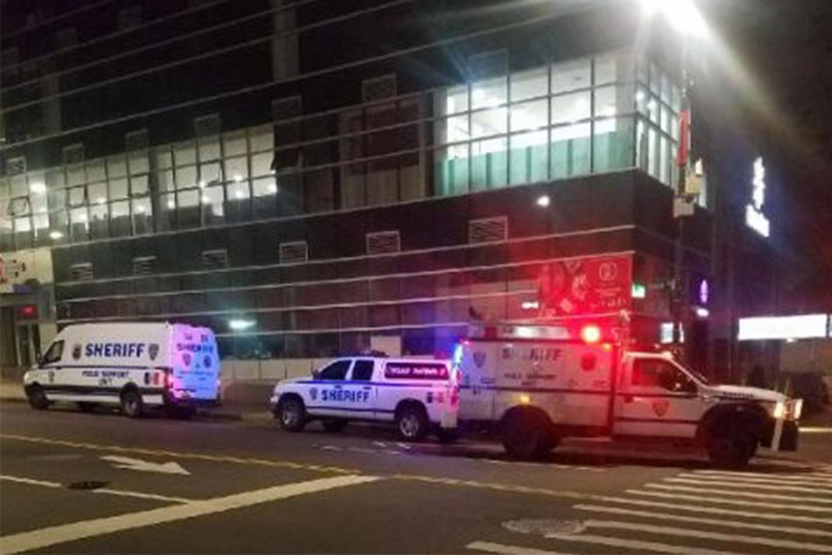 Queens karaoke bar shuttered for third time in a month over
COVID-19 violations 1