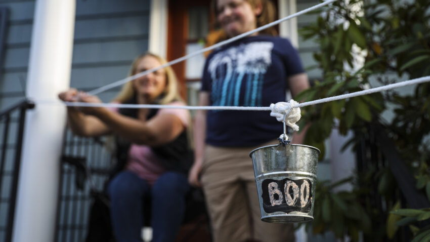 Boston releases coronavirus safety guidelines for
trick-or-treating this Halloween 1